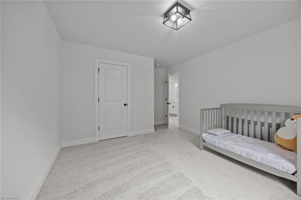 5305 Ridgefall Road Greensboro, NC 27410 - Photo 21 of 36