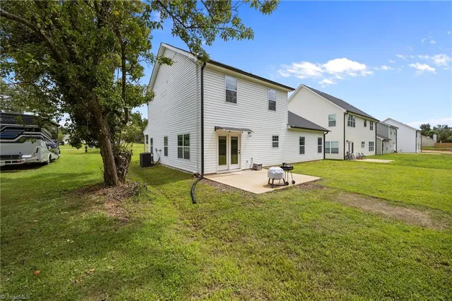 $500,000 | 5305 Ridgefall Road, Greensboro, NC 27410