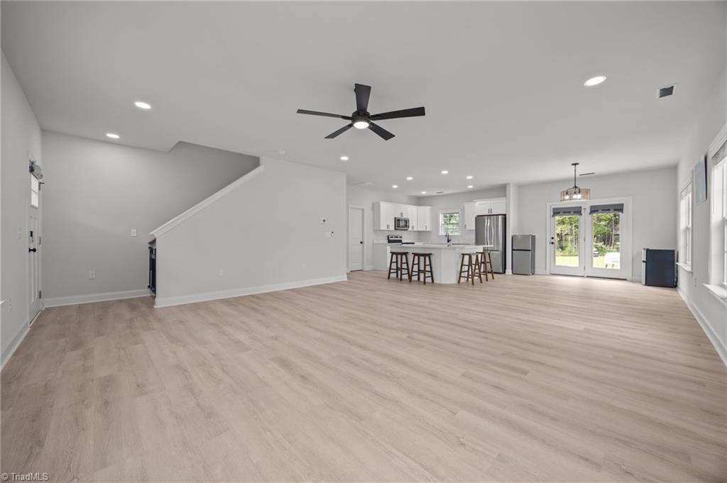 5305 Ridgefall Road Greensboro, NC 27410 - Photo 3 of 36