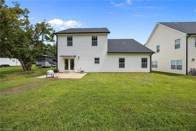 $500,000 | 5305 Ridgefall Road, Greensboro, NC 27410