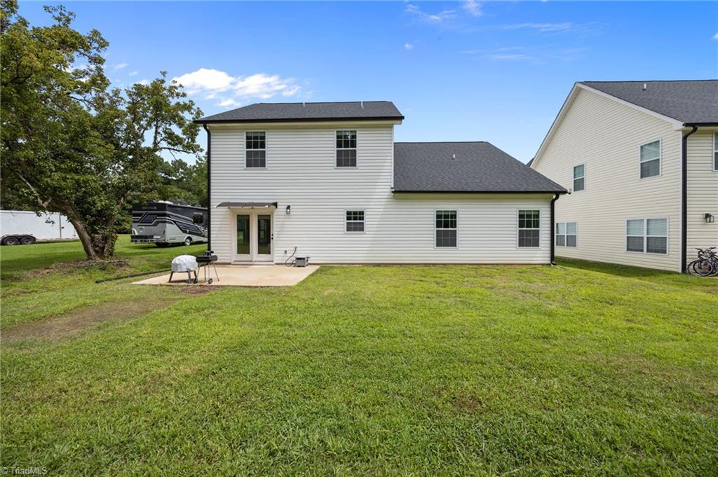 5305 Ridgefall Road Greensboro, NC 27410 - Photo 31 of 36