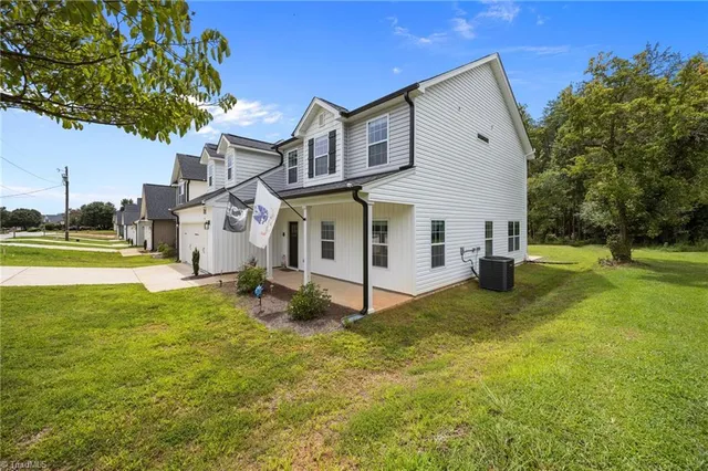 $500,000 | 5305 Ridgefall Road, Greensboro, NC 27410