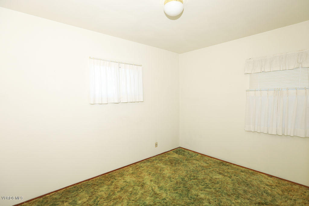 5011 Refsing Place Oxnard, CA 93033 - Photo 5 of 18 062A0829