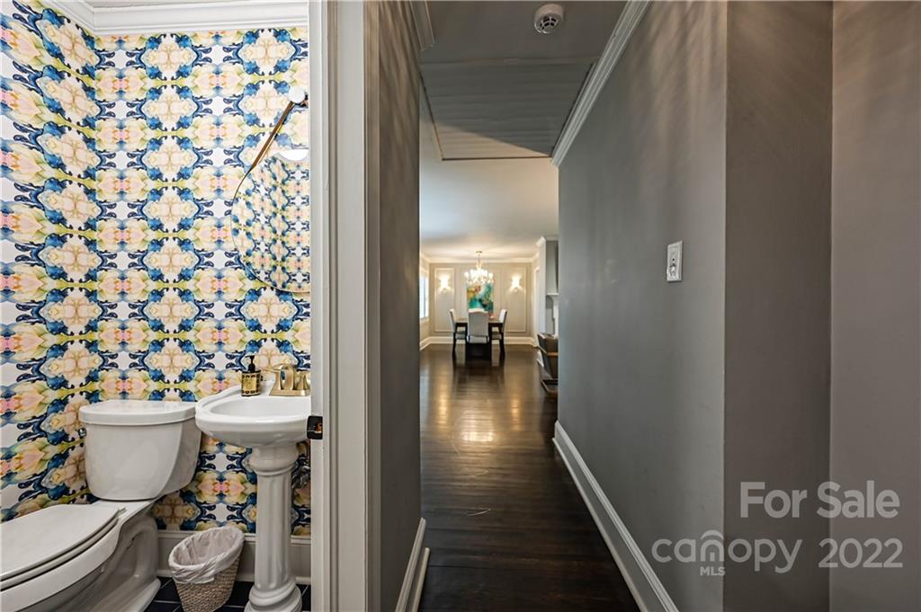 1653 Sterling Road Charlotte, NC 28209 - Photo 29 of 40 Gallery Image 29