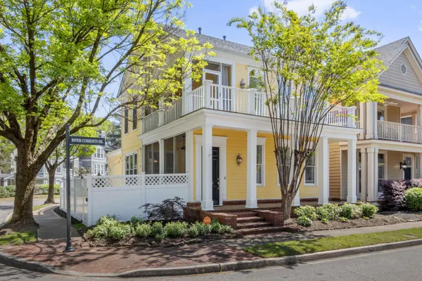 $520,000 | 1012 River Currents Drive, Memphis, TN 38103