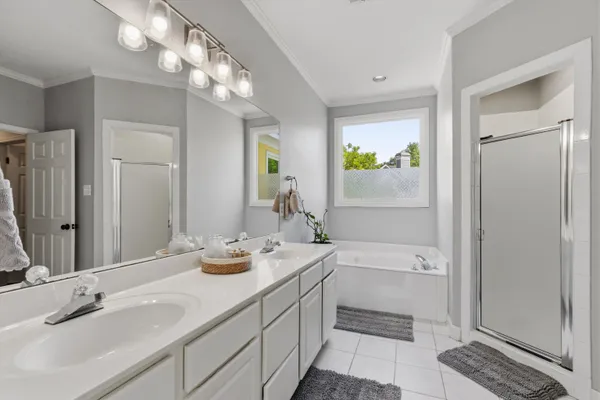 $520,000 | 1012 River Currents Drive, Memphis, TN 38103