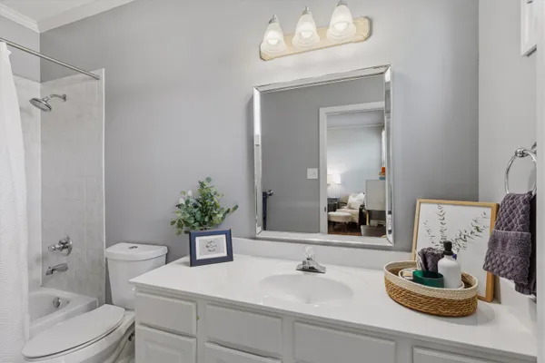 $520,000 | 1012 River Currents Drive, Memphis, TN 38103
