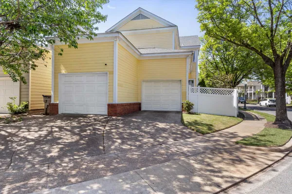 $520,000 | 1012 River Currents Drive, Memphis, TN 38103