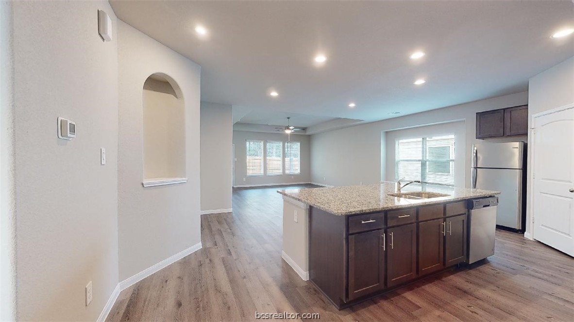 5789 Cerrillos Drive Bryan, TX 77807 - Photo 6 of 34