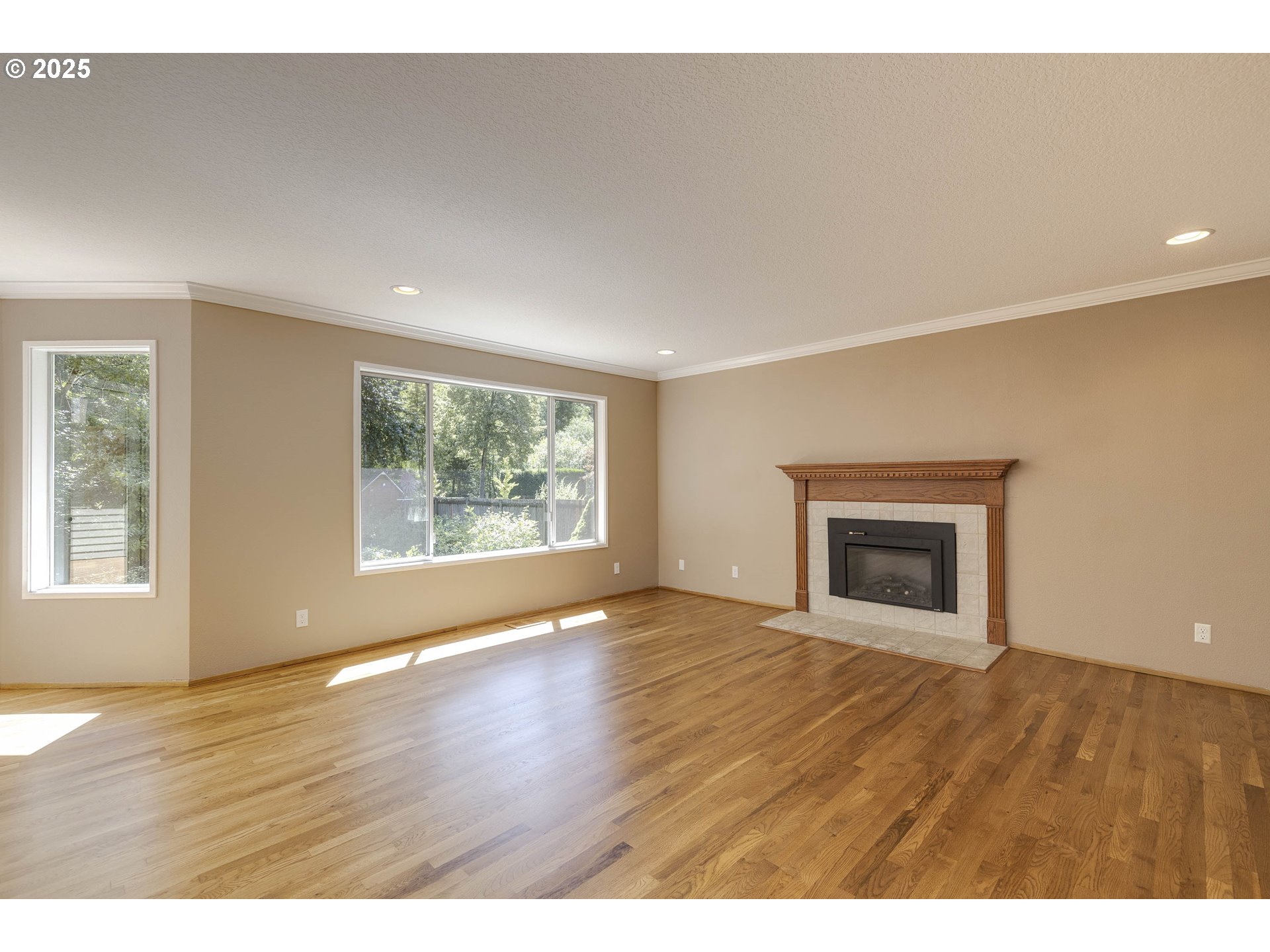 6939 Southwest 148th Court Beaverton, OR 97007 - Photo 8 of 27 Family Room
