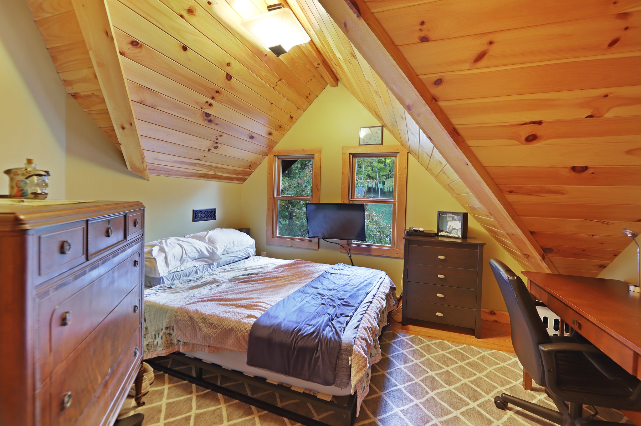 3686 Bluebird Road Lebanon, TN 37090 - Photo 31 of 50 a bed room with a bed and a television