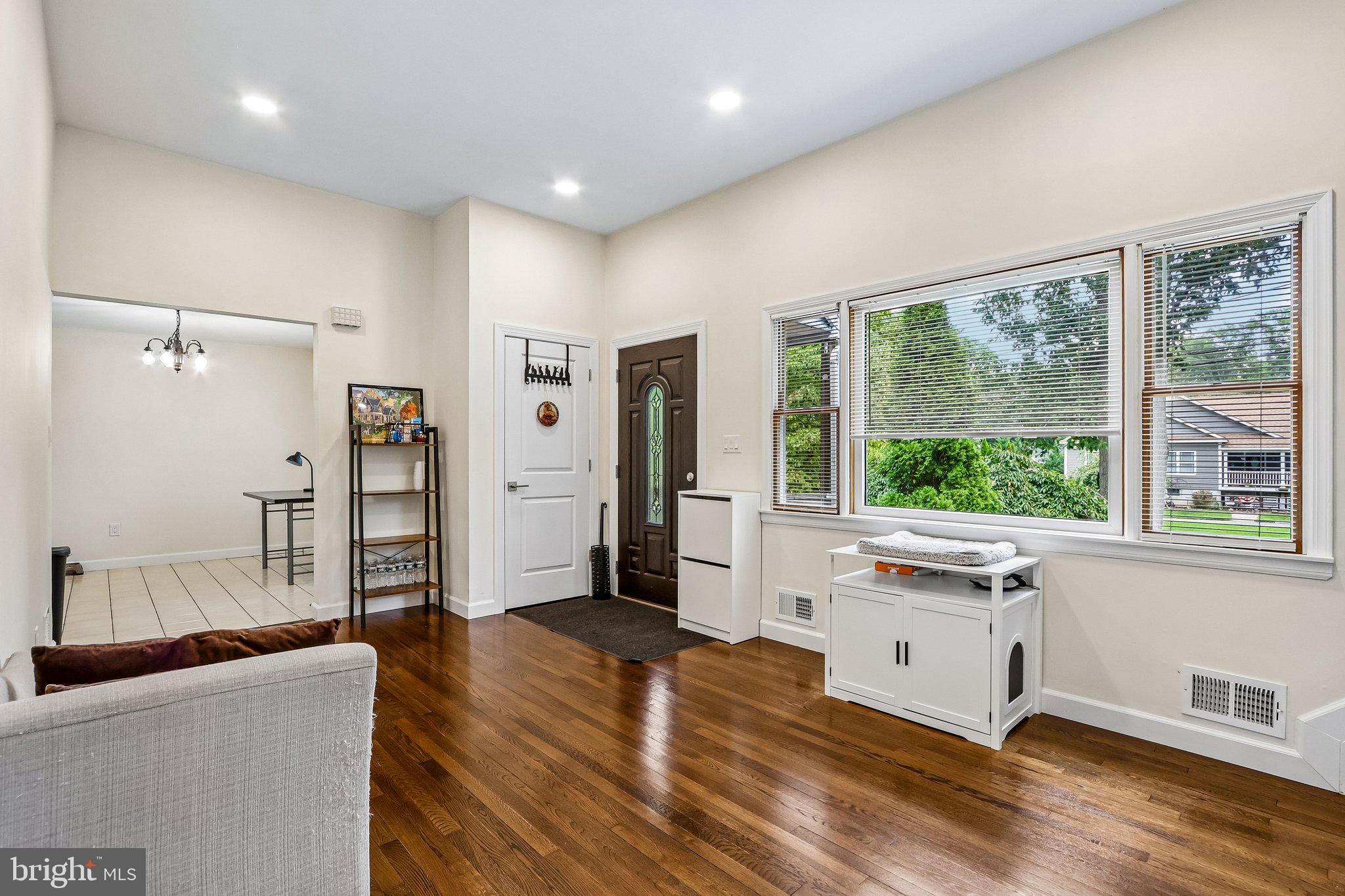 441 East Bird Village Road Jackson, NJ 08527 - Photo 5 of 28 Gallery Image 5