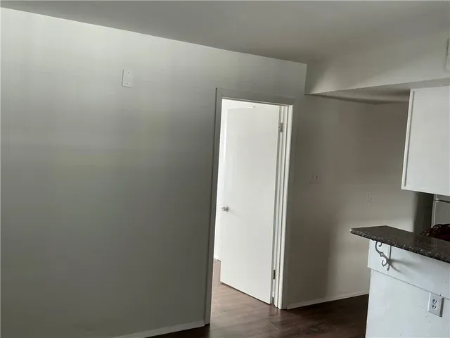 $950 | 2401 Pasadena Avenue, Unit 9, Metairie, LA 70001