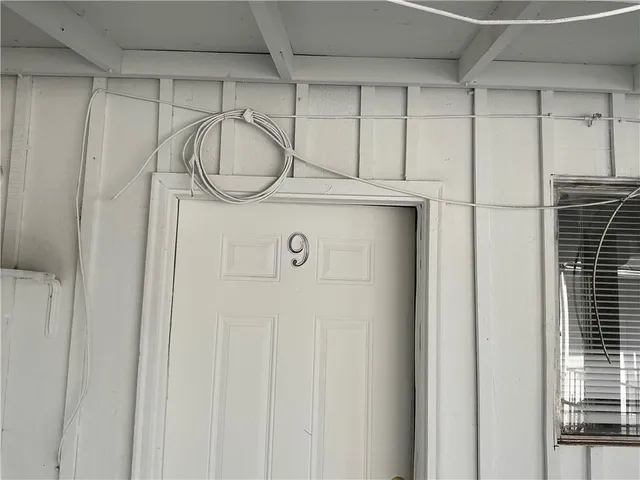 $950 | 2401 Pasadena Avenue, Unit 9, Metairie, LA 70001