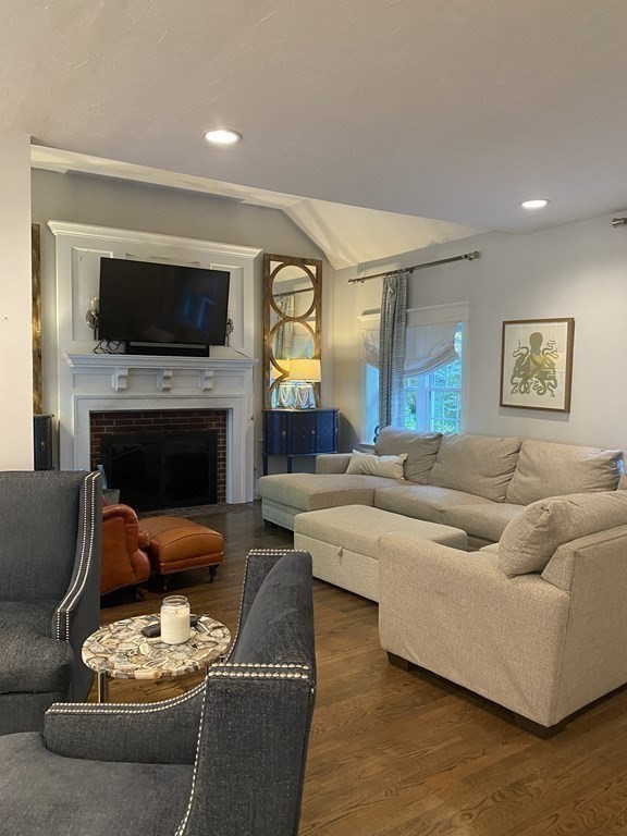 17 Rose Hill Road Hanover, MA 02339 - Photo 12 of 27 Gallery Image 12