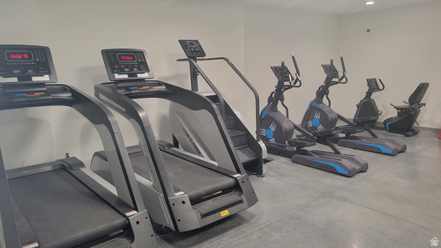 2101 North Main Street, Unit 309 Sunset, UT 84015 - Photo 14 of 17 View of workout area