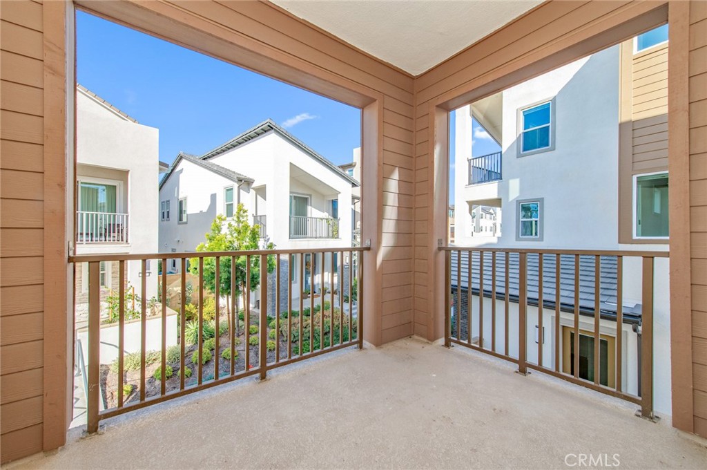 110 Seep Irvine, CA 92618 - Photo 24 of 37 a view of a balcony and a porch