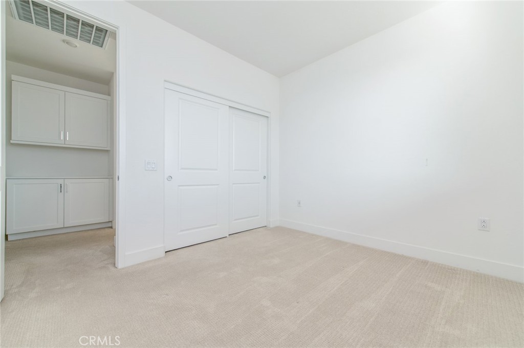 110 Seep Irvine, CA 92618 - Photo 27 of 37