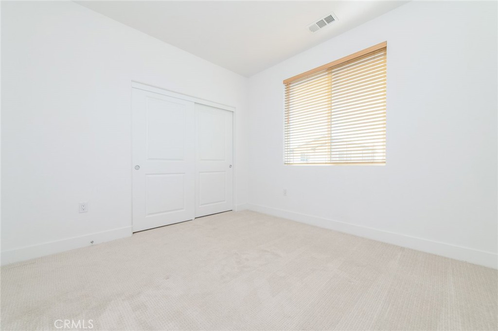 110 Seep Irvine, CA 92618 - Photo 29 of 37 an empty room with a window