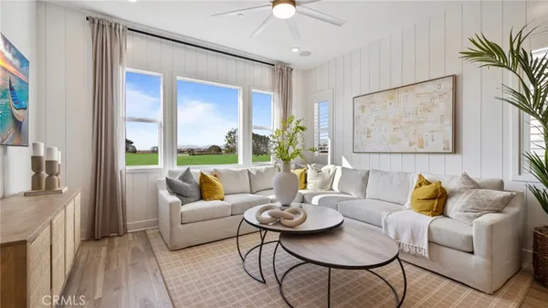 $5,900 | 110 Seep, Irvine, CA 92618