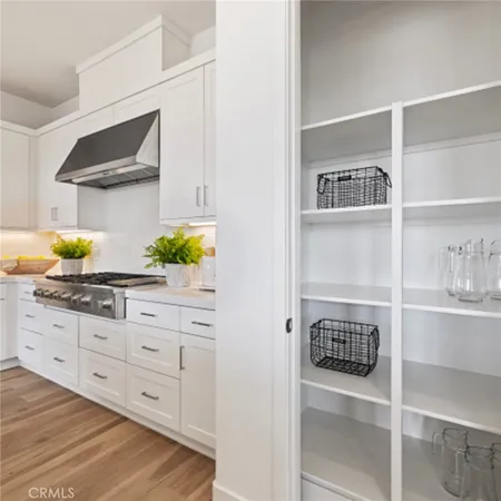 $5,900 | 110 Seep, Irvine, CA 92618