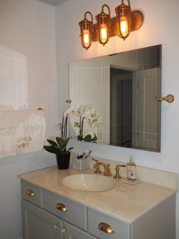 46 Apthorp Street, Unit 46 Quincy, MA 02170 - Photo 17 of 26