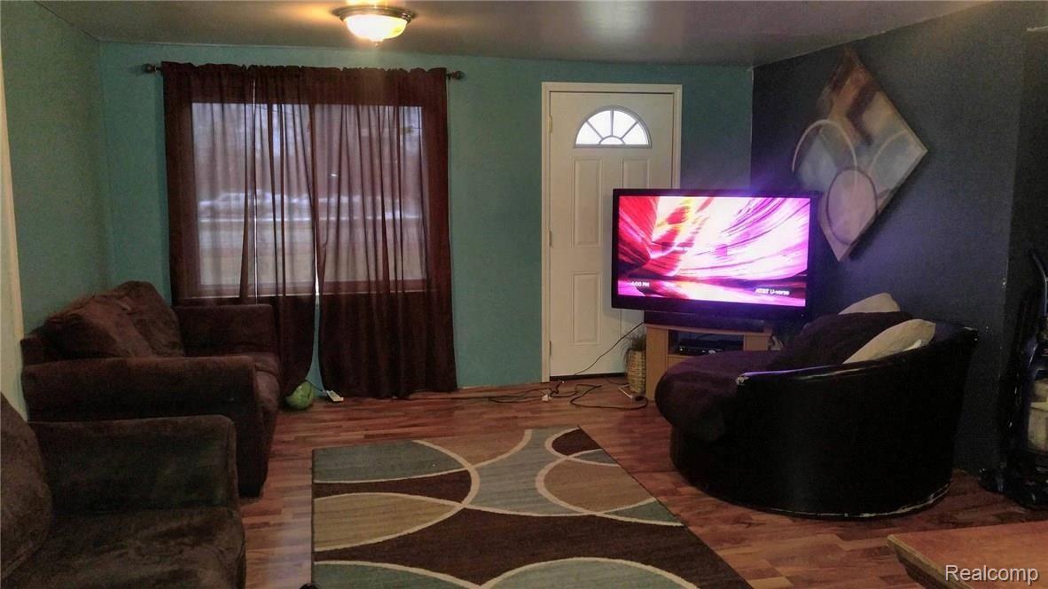 5056 East Stanley Road Flint, MI 48506 - Photo 3 of 15 12545856_10205595656352237_307923102_o.jpg