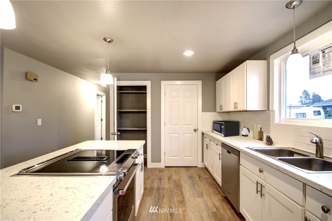 10560 Peter Anderson Road Burlington, WA 98233 - Photo 11 of 25 Gallery Image 11