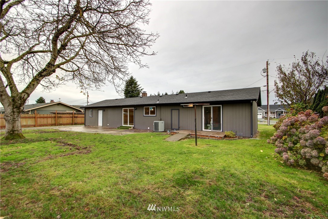10560 Peter Anderson Road Burlington, WA 98233 - Photo 24 of 25 Gallery Image 24