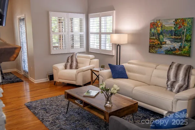 $586,000 | 124 Old Pasture Way, Hendersonville, NC 28739