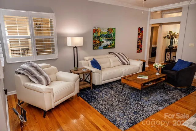 $586,000 | 124 Old Pasture Way, Hendersonville, NC 28739