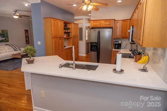 $586,000 | 124 Old Pasture Way, Hendersonville, NC 28739