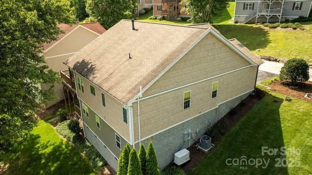 $586,000 | 124 Old Pasture Way, Hendersonville, NC 28739