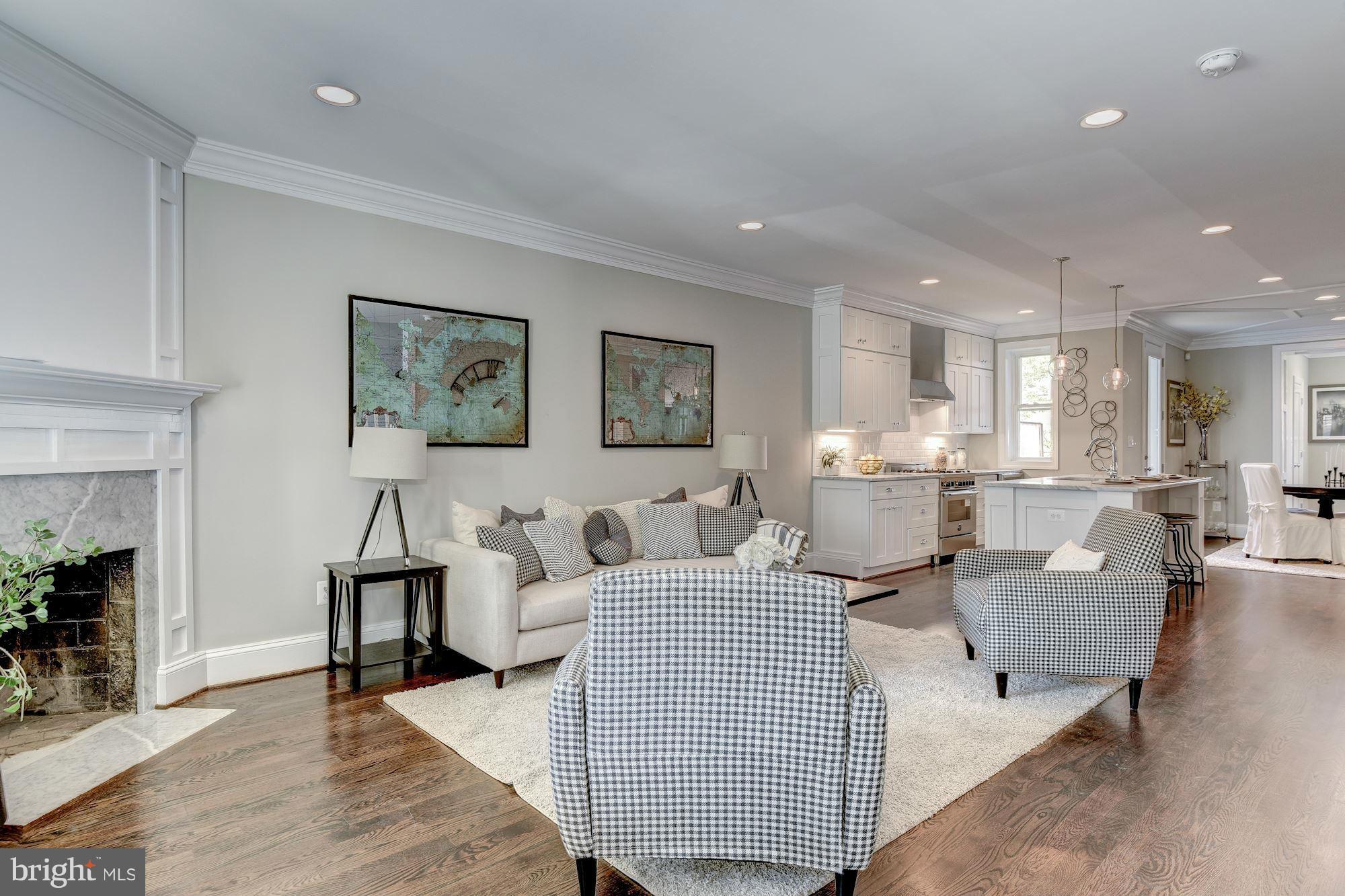 1327 Rittenhouse Street Northwest Washington, DC 20011 - Photo 2 of 27 Family Room