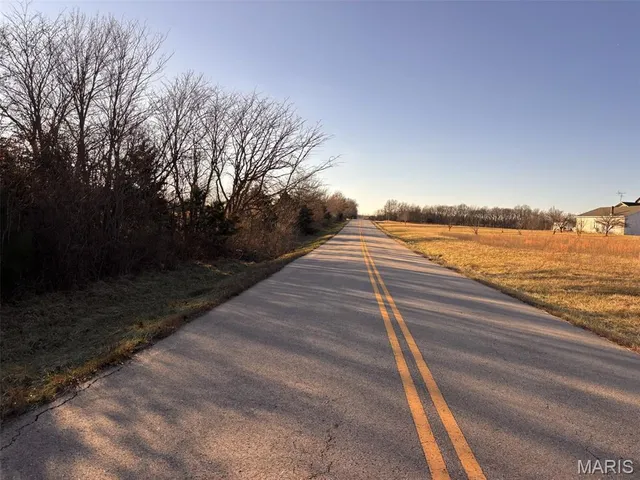 $291,200 | 36-acres 36-acres Highway, Middletown, MO 63359