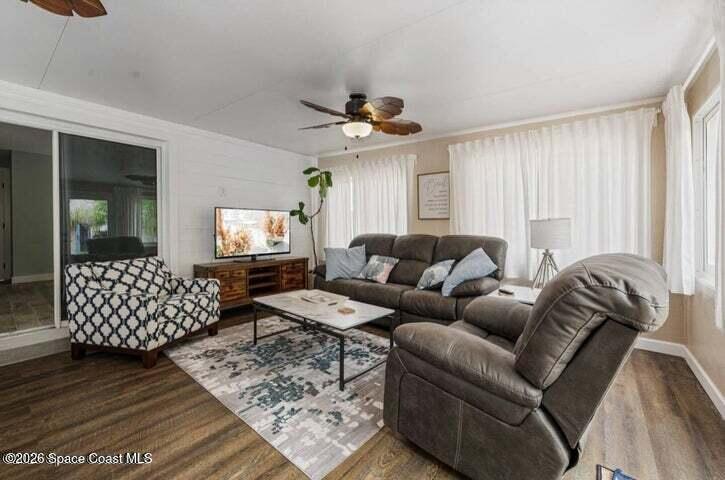 108 Washington Avenue Cape Canaveral, FL 32920 - Photo 15 of 35 a living room with furniture
