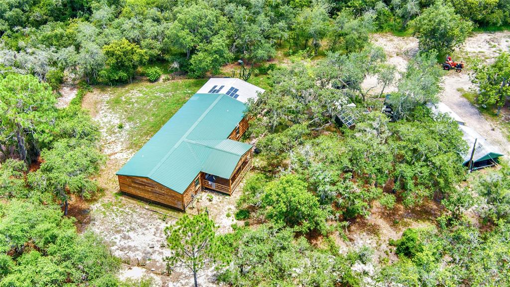 975 Spring Court Frostproof, FL 33843 - Photo 2 of 35 Private Surroundings