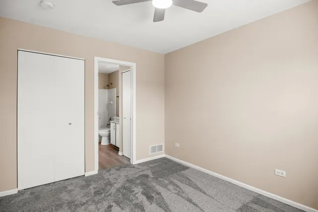 $245,000 | 546 Littleton Trail, Elgin, IL 60120