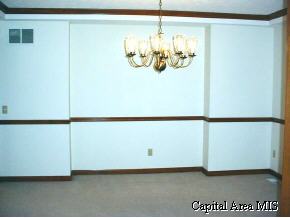 6516 Willow Springs Road Springfield, IL 62712 - Photo 5 of 9