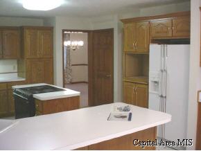 6516 Willow Springs Road Springfield, IL 62712 - Photo 7 of 9