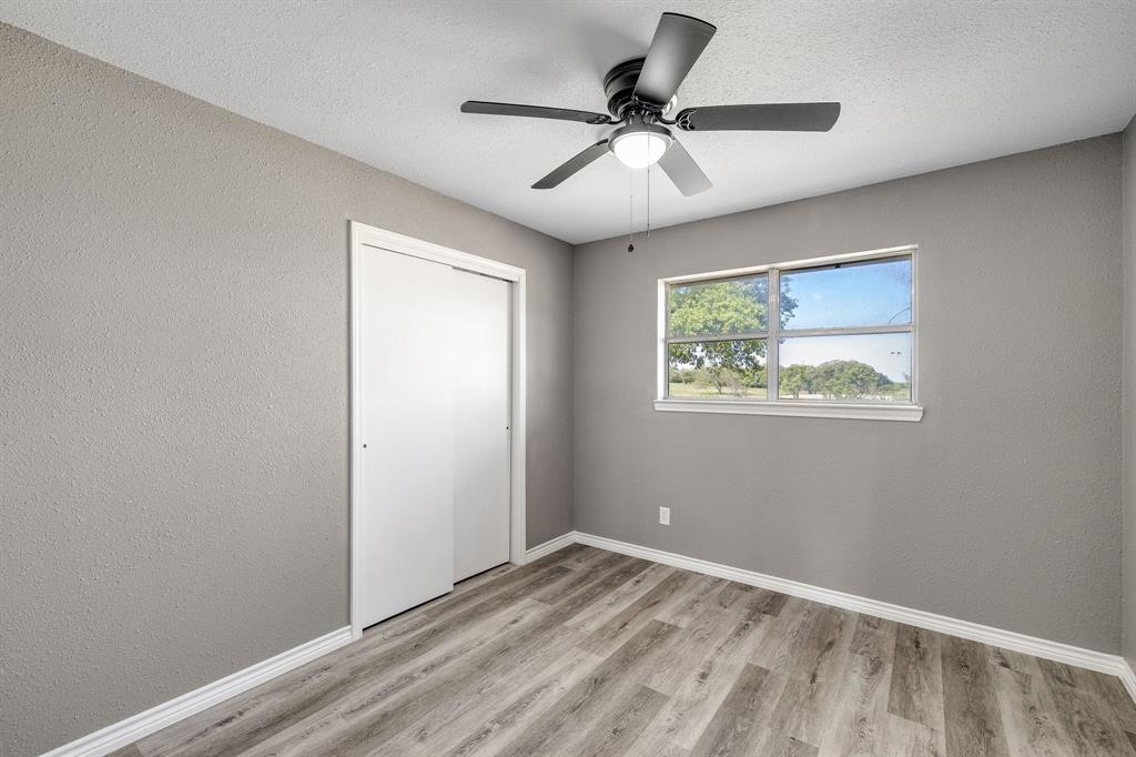 3301 South Murvil Street Decatur, TX 76234 - Photo 24 of 28 Bedroom #3