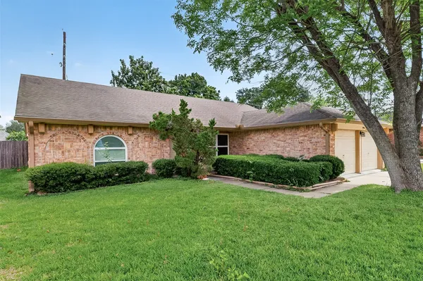$2,200 | 15806 Pfeiffer Drive, Houston, TX 77082