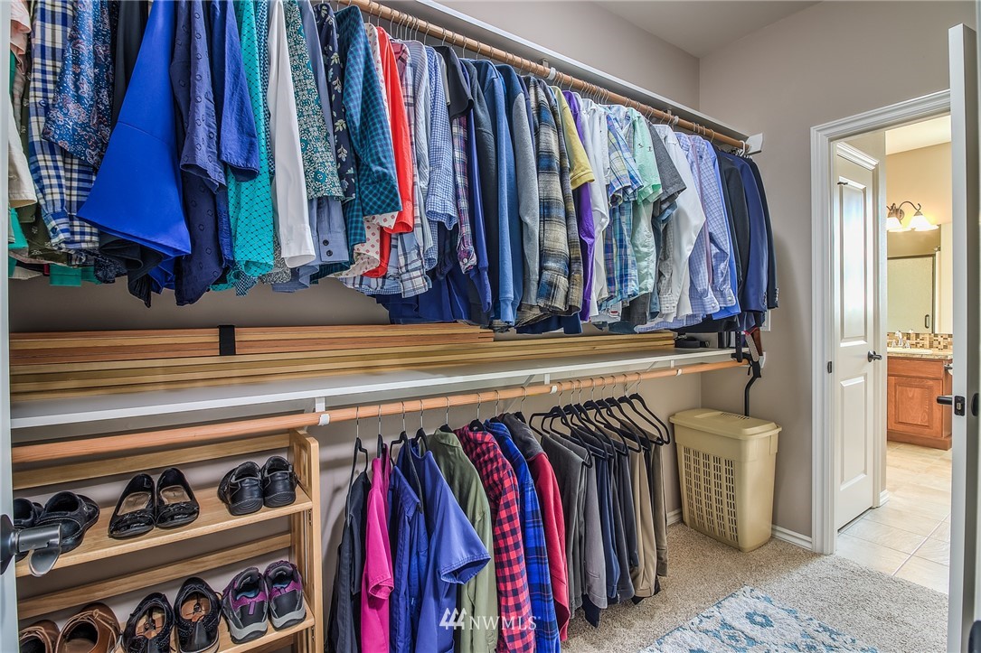 5904 Crestfields Road Yakima, WA 98903 - Photo 25 of 39 a view of a walk in closet