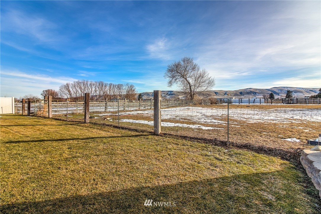5904 Crestfields Road Yakima, WA 98903 - Photo 6 of 39 a view of an ocean and beach