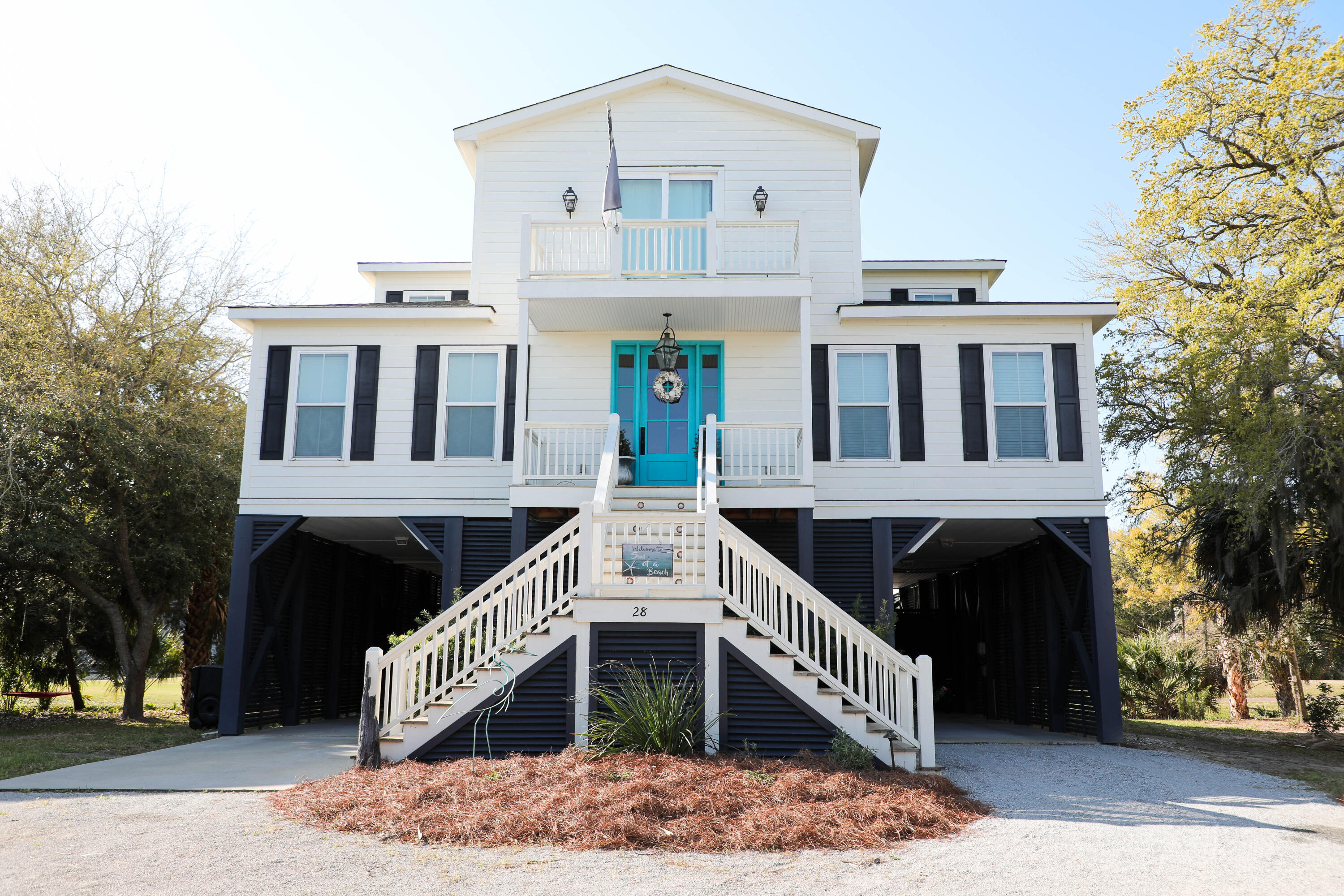 28 Battery Park Road Edisto Island, SC 29438 - Photo 3 of 89 170A5019