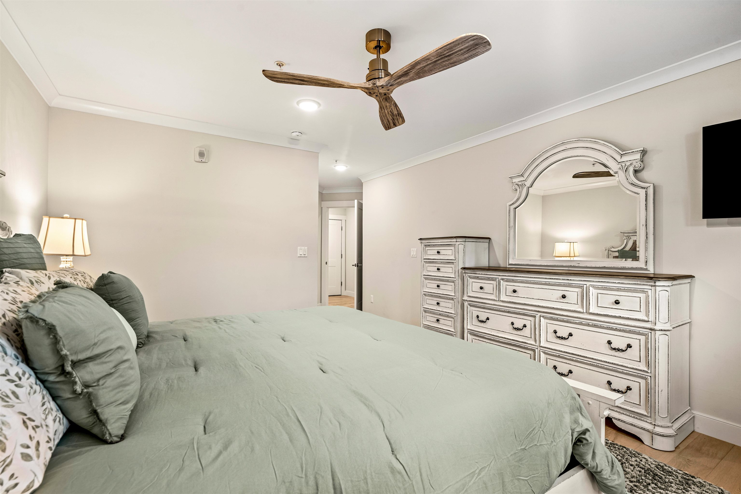 2075 Lafayette Road, Unit B11 Portsmouth, NH 03801 - Photo 20 of 37 Gallery Image 20