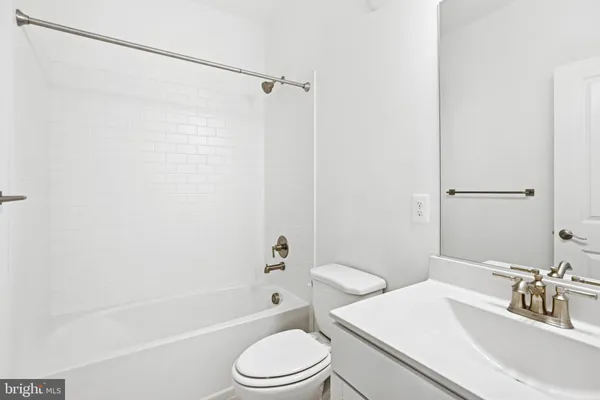 $559,999 | 105 East Cromwell Street, Baltimore, MD 21230