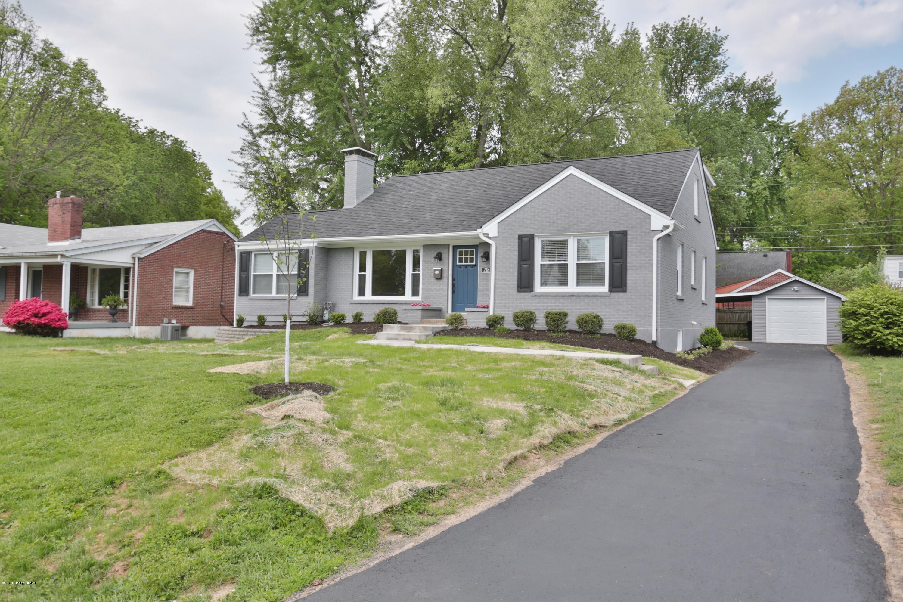 218 Hemingway Road Louisville, KY 40207 - Photo 4 of 52 4