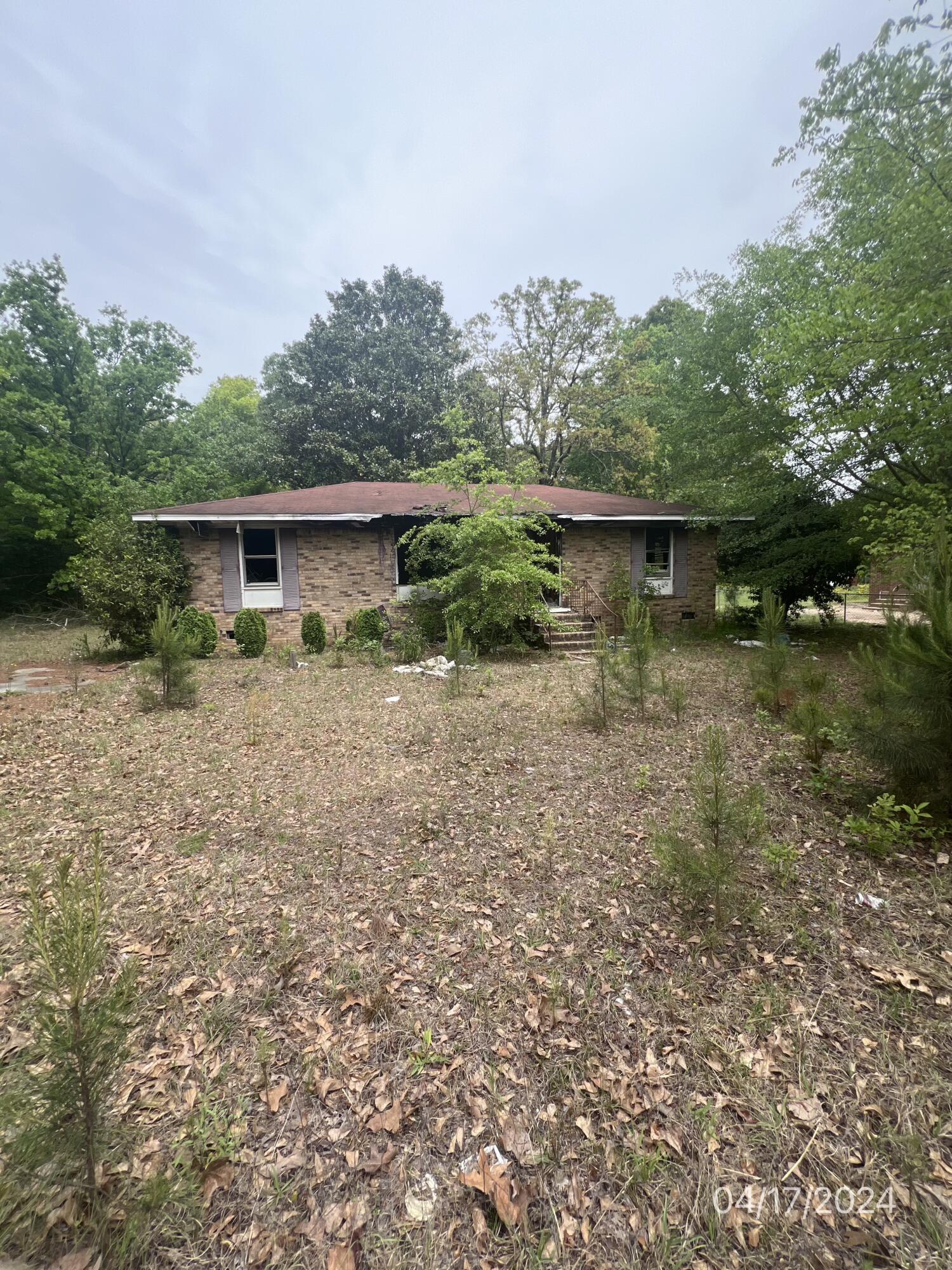 674 Meadowfield Road Gaston, SC 29053 - Photo 6 of 6 Photo Apr 17 2024, 12 47 24 PM