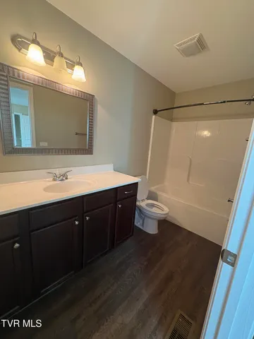 $1,800 | 2927 Watauga Road, Unit 14, Johnson City, TN 37601